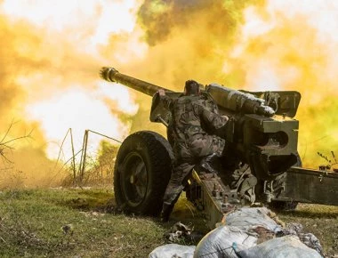 «Κόλαση» στην Ιντλίμπ: 14 ώρες Ρώσοι και Σύροι βομβαρδίζουν ανελέητα - Οι Τούρκοι προελαύνουν ανενόχλητοι